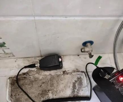 乐山屋顶漏水维修公司分享下卫生间漏水的危害及解决方法